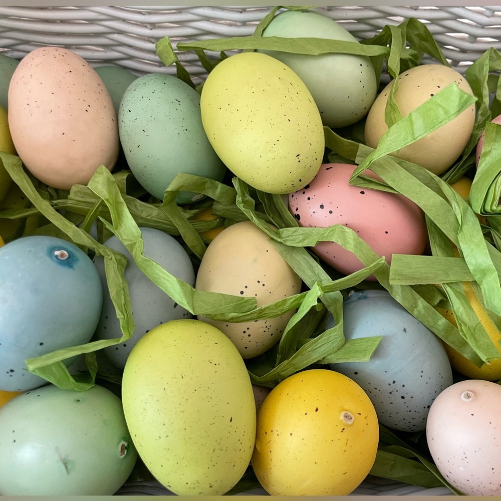 Easter decorative eggs